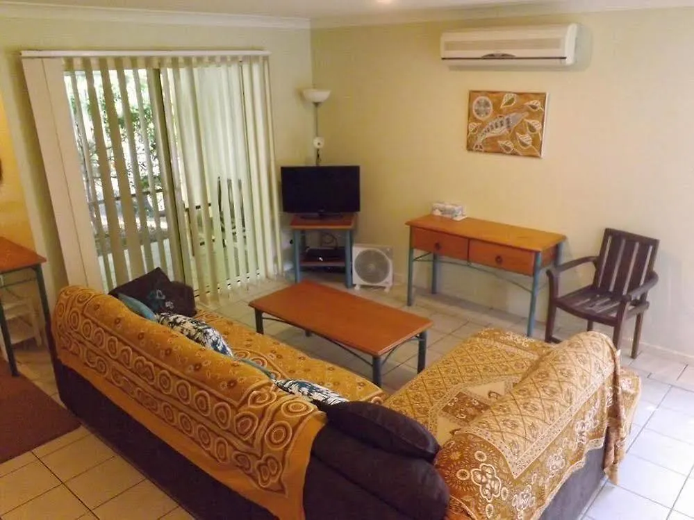 Treetops Lakeside Apartments Byron Bay