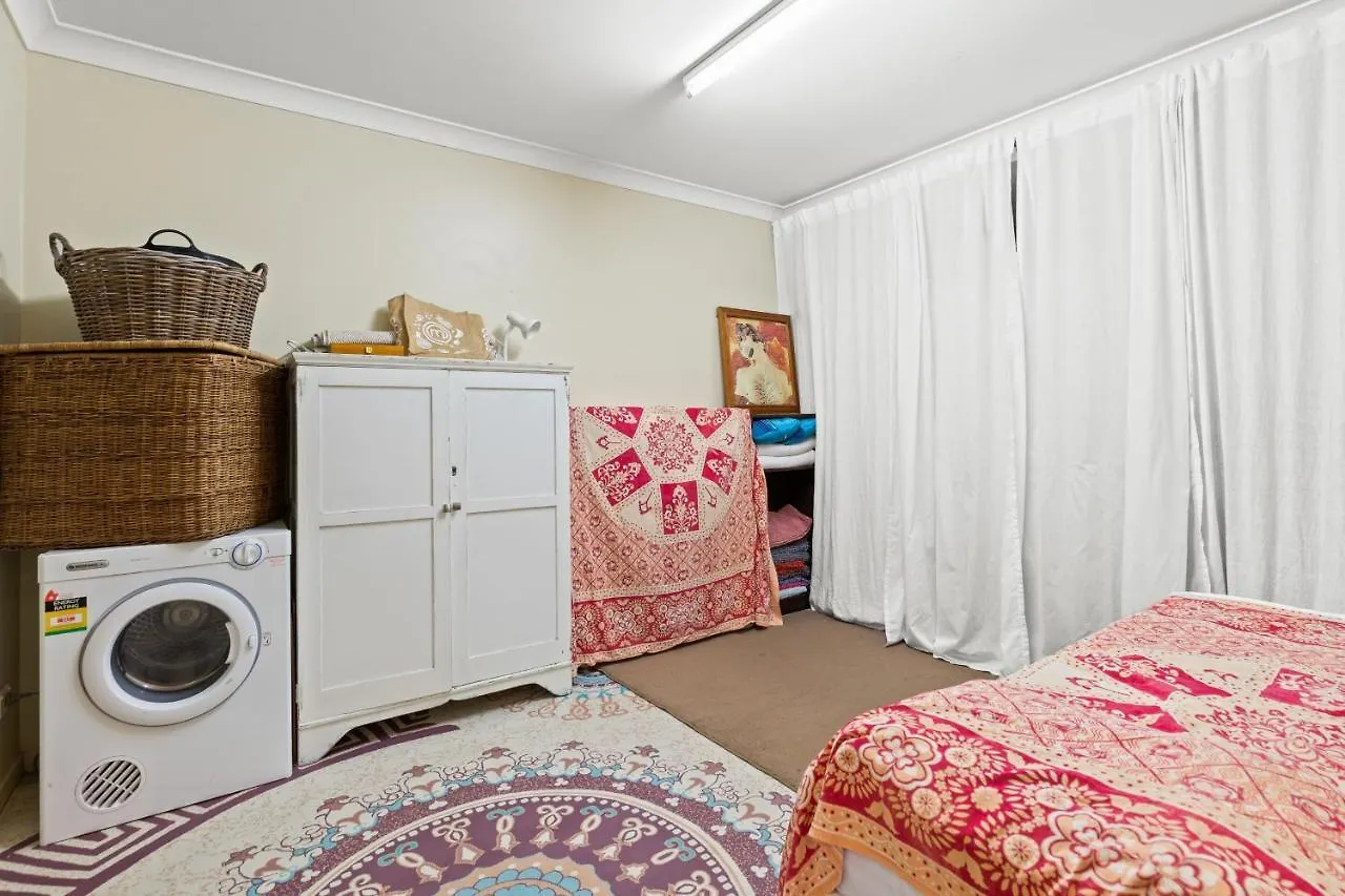 Treetops Lakeside Apartments Byron Bay